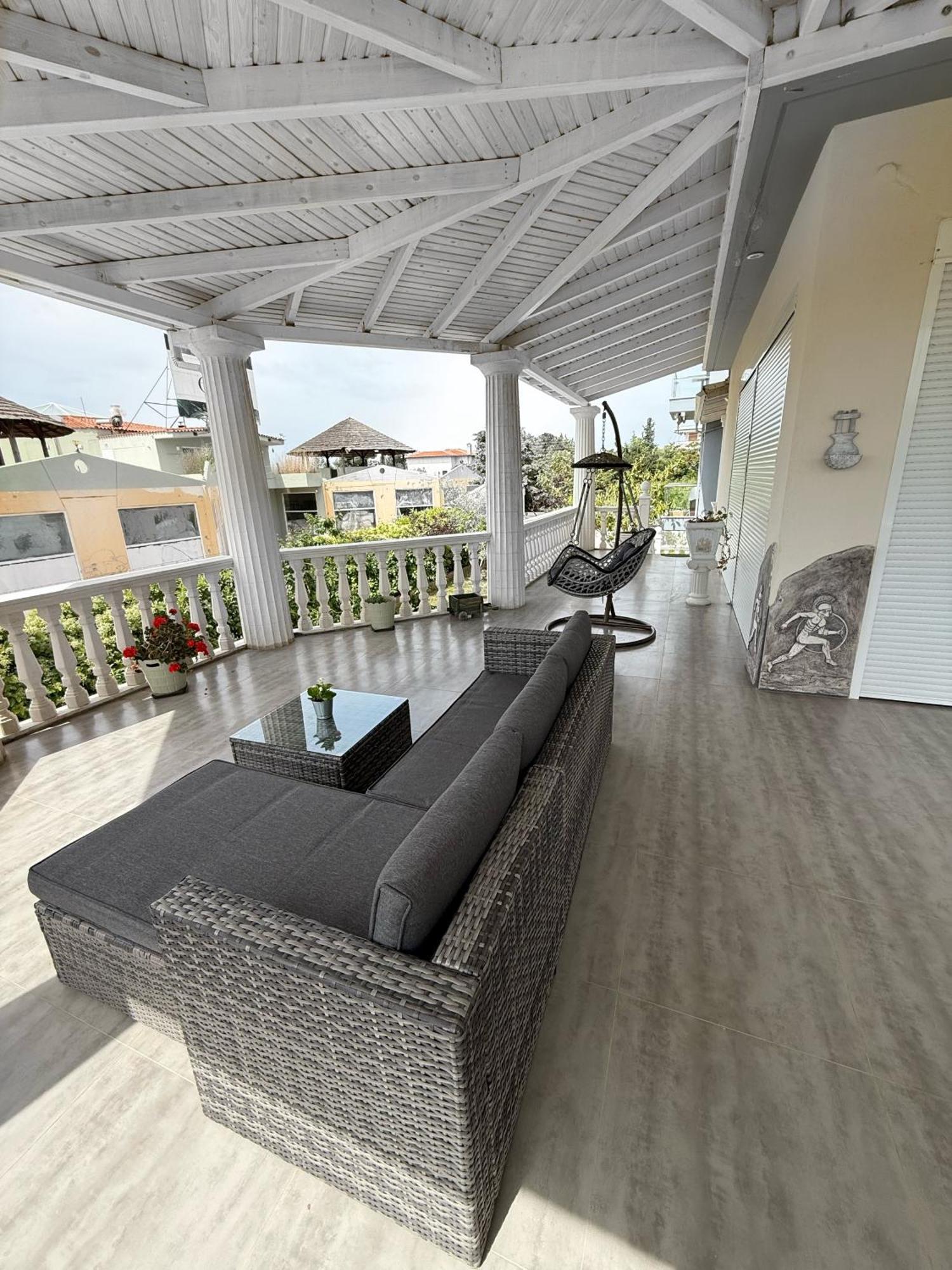 Villa Spartandom Gerakini Rum bild